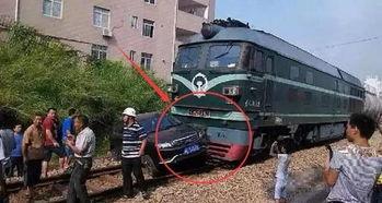 国产悬空列车视频,未来交通的空中奇观揭秘