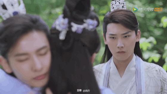 国产剧恐怖片吻戏视频